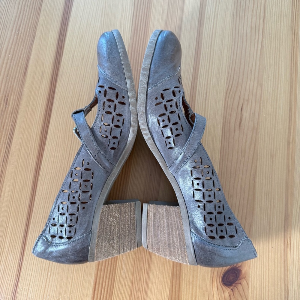 MJUS Luman Leather Laser Cut Mary Jane Shoes Block Heel 40 - Picture 6 of 11